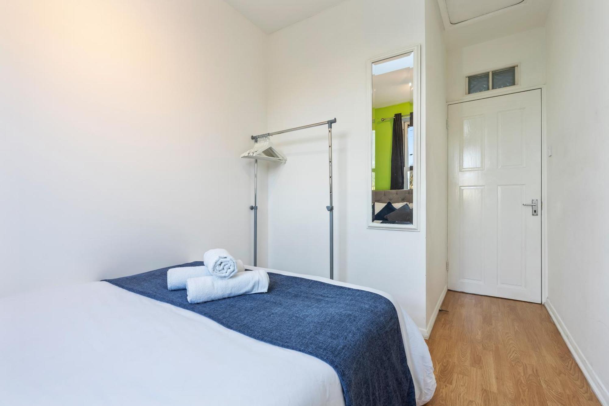 Comfy 4Br House Close To Subway Londra Dış mekan fotoğraf
